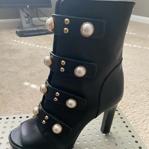 Karl Lagerfield Bootie